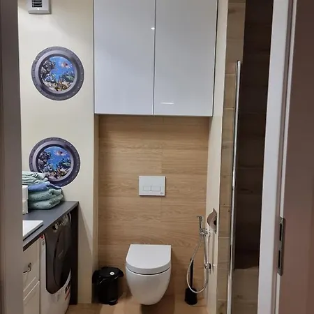 Kasprowicza 20A Basen, Silownia, Parking, Rowery