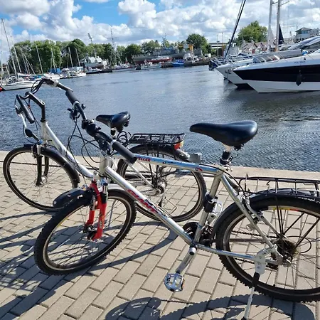 Kasprowicza 20a Basen, Silownia, Rowery